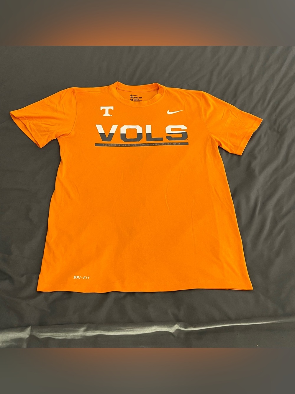 Tennessee Volunteers VOLS Nike Dri-fit NCAA College Athletic t-shirt